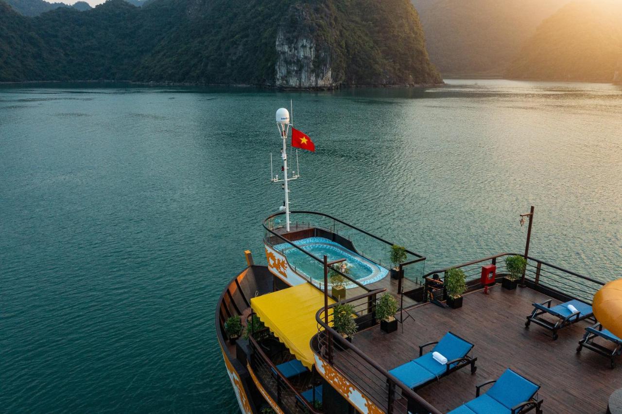 Hotel Nostalgia Halong Cruise Hạ Long Exterior foto