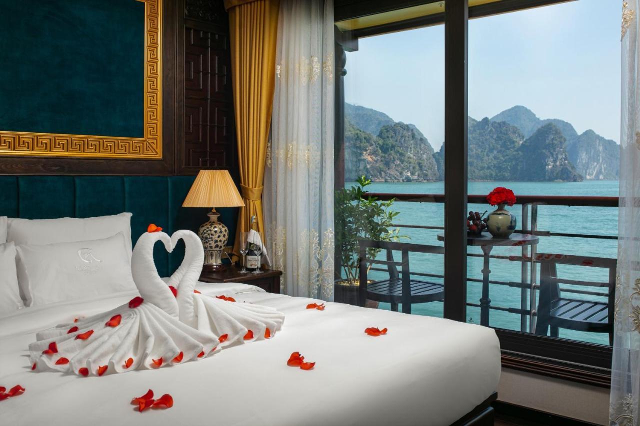 Hotel Nostalgia Halong Cruise Hạ Long Exterior foto